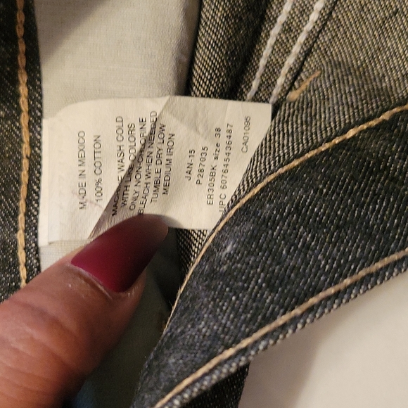 Men's Shorts - Picture 3 of 3